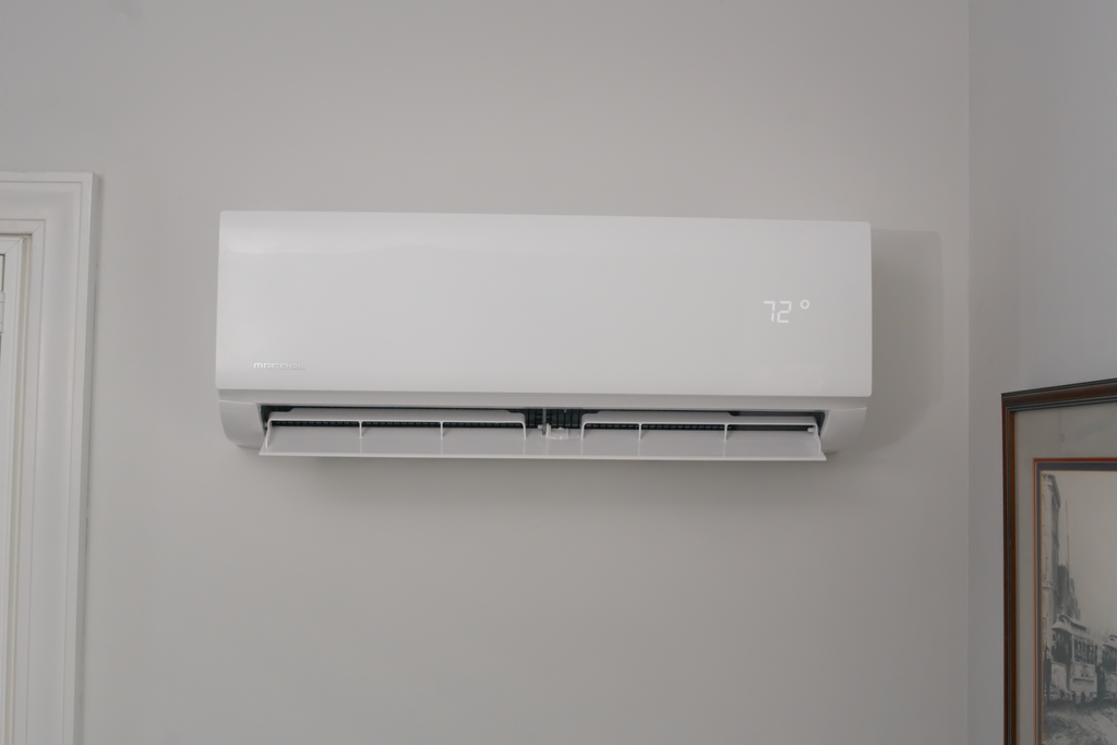 MRCOOL DIY Select 9K BTU Mini-Split Heat Pump System (115V)